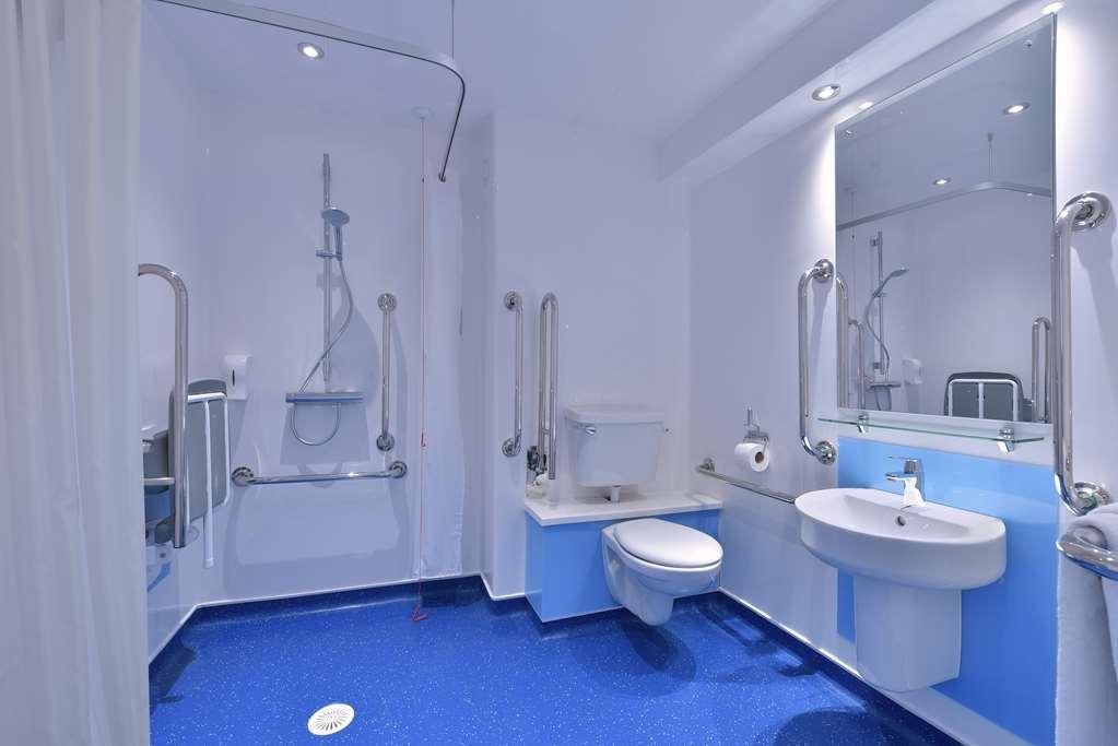 Travelodge Battersea London Room photo